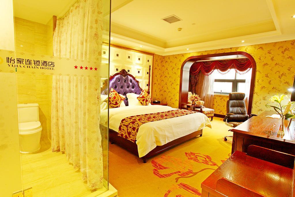 Yi Jia Li Jing Hotel Urumqi Extérieur photo
